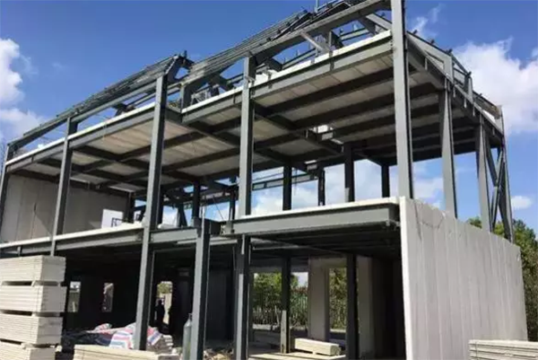 1635476312467093.png 鋼結(jié)構(gòu)框架裝配式板材別墅簡介.png